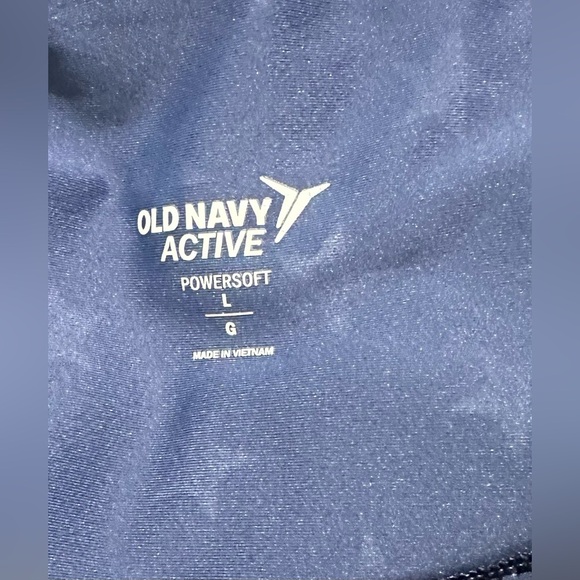 Old Navy Women’s Active Powersoft Crops- Size Large - Picture 5 of 7